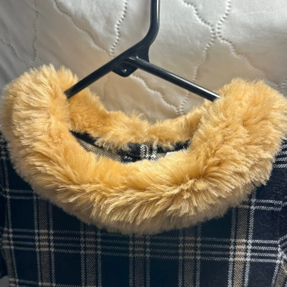 Janie and Jack Black and Cream Plaid Dress with Gold Faux Fur Collar - Picture 4 of 9